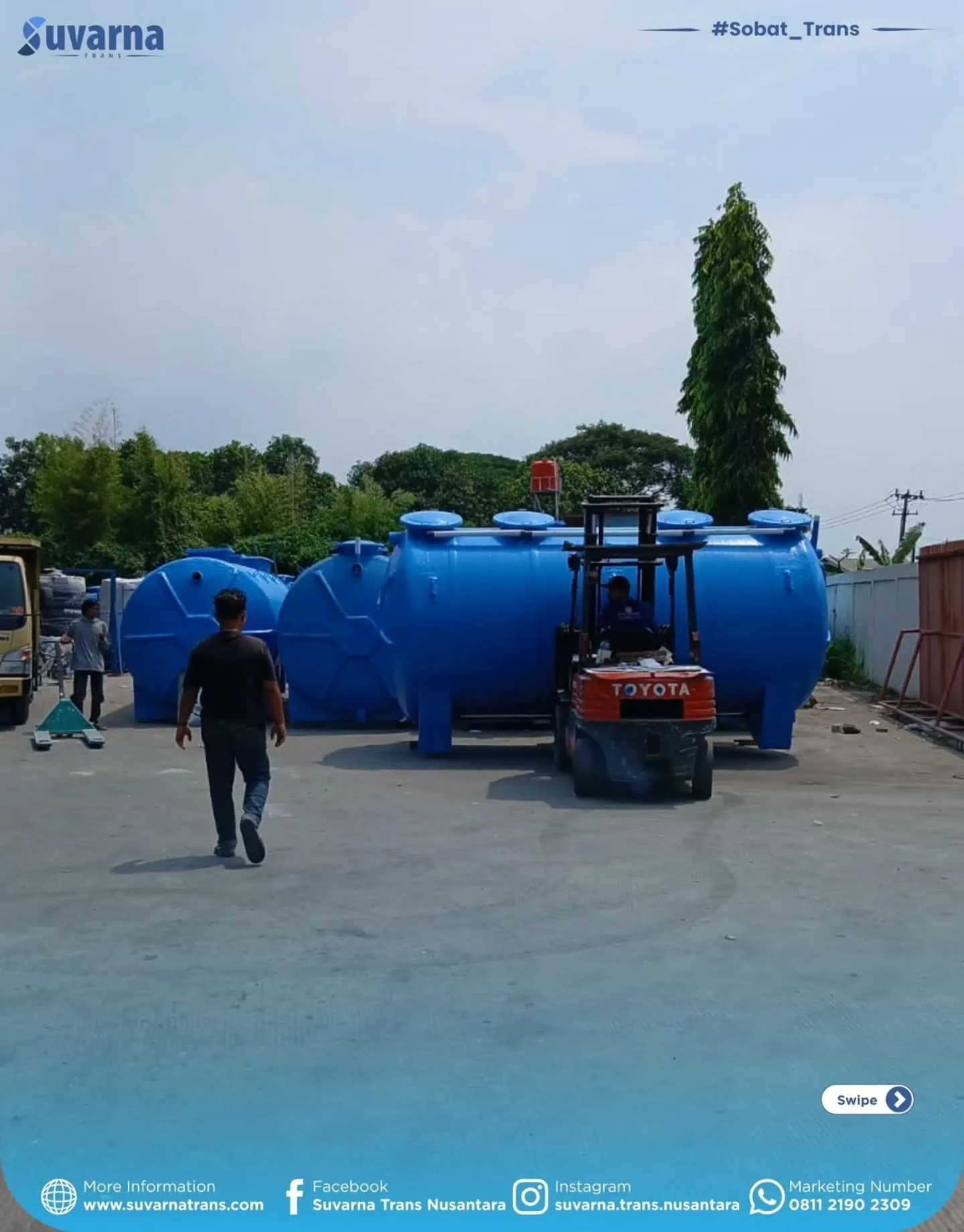 Tangki IPAL medis dimuat ke truk dengan forklift (2/7)