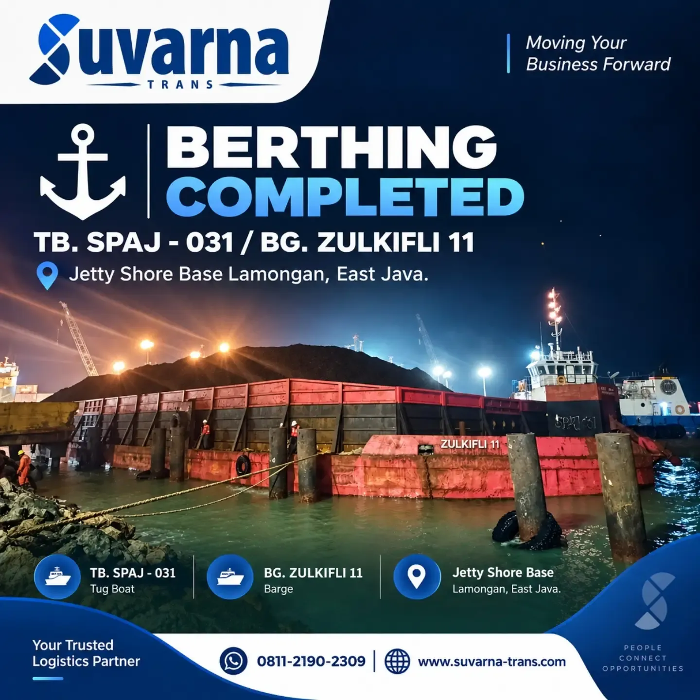 Tongkang BG. Zulkifli 11 sandar di jetty Lamongan pada malam hari (1/3)
